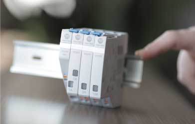 1694-Circuit-Breaker